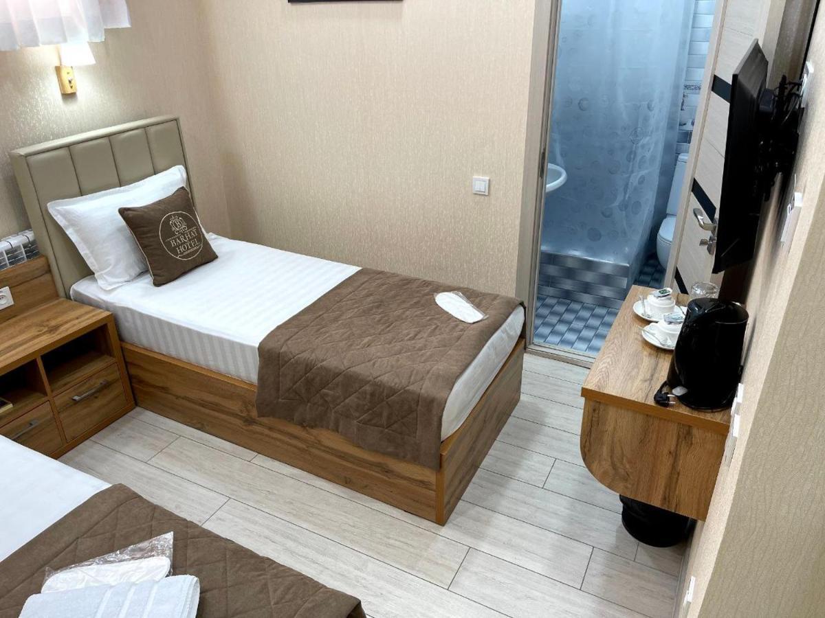 Barhat Hotel Tashkent Esterno foto