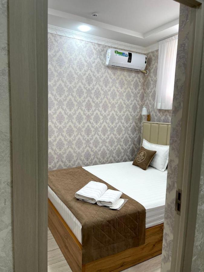 Barhat Hotel Tashkent Esterno foto