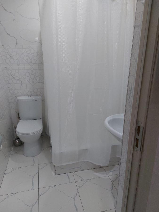 Barhat Hotel Tashkent Esterno foto