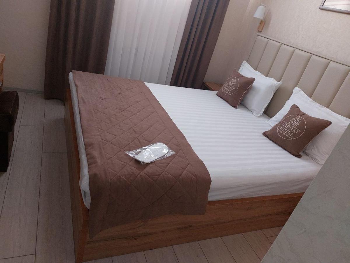 Barhat Hotel Tashkent Esterno foto