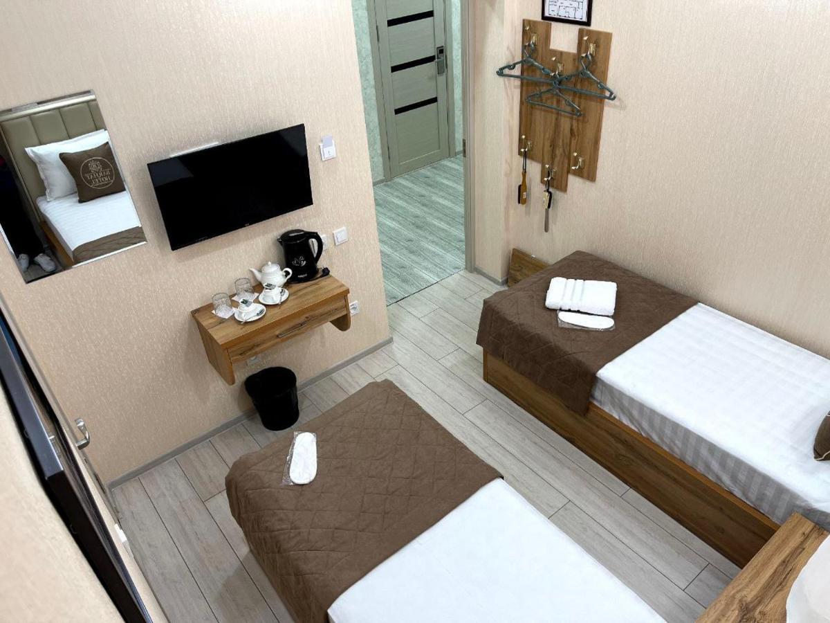 Barhat Hotel Tashkent Esterno foto