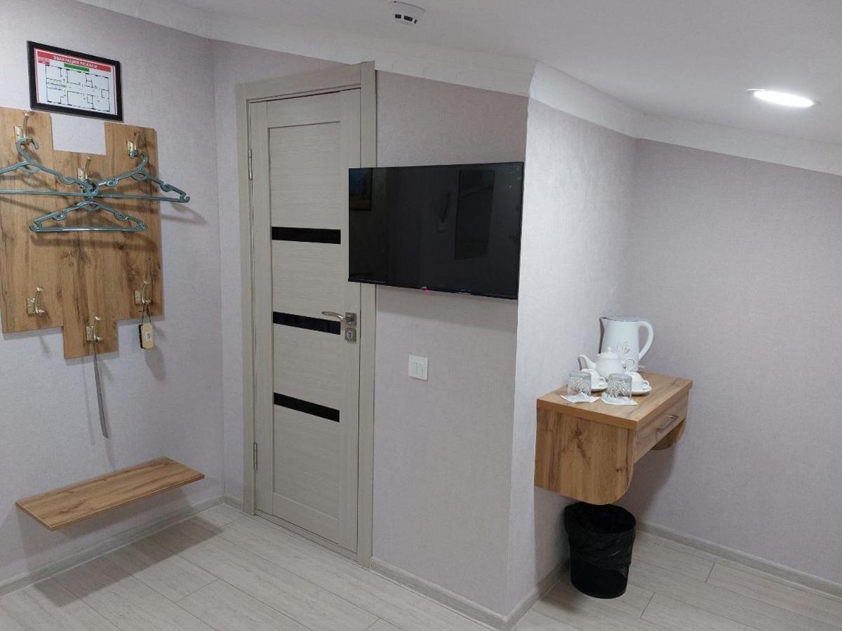 Barhat Hotel Tashkent Esterno foto