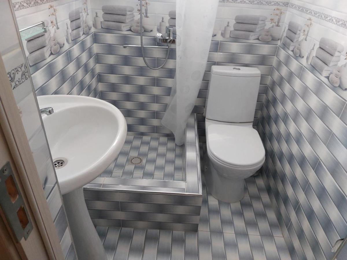 Barhat Hotel Tashkent Esterno foto