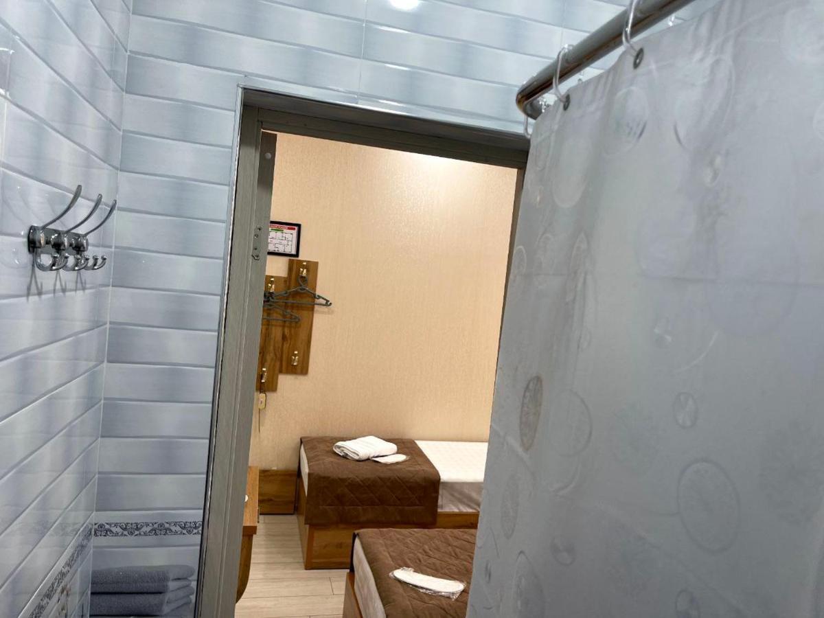 Barhat Hotel Tashkent Esterno foto