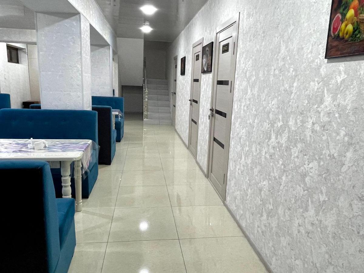 Barhat Hotel Tashkent Esterno foto